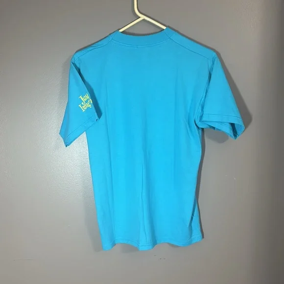 Blue graphic Tee Shirt Medium - Picture 3 of 3